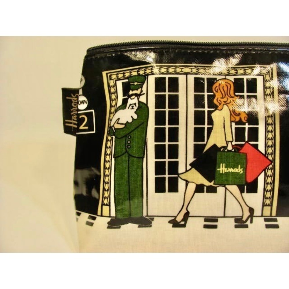 Harrod's Makeup Bag NWT Retro Elevator Scene Laminated Cloth - Picture 2 of 7